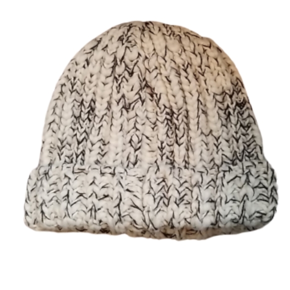 LOFT Accessories - 3/$20 Loft Knitted Hat